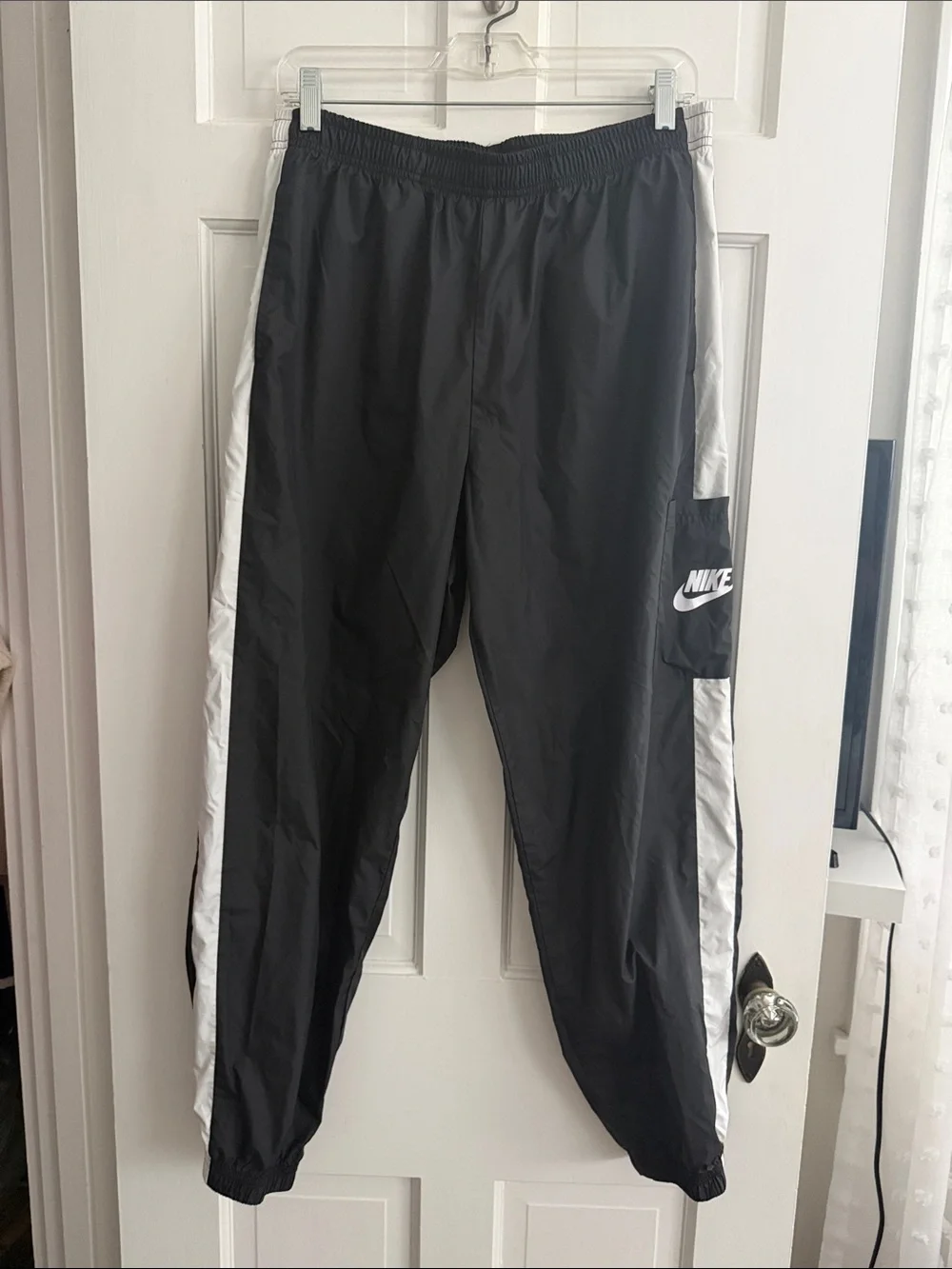 Nike Black and White Women’s Track Pants with Side Stripe